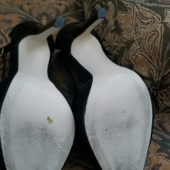 Black high - vamp Pump - Picture 5 of 8